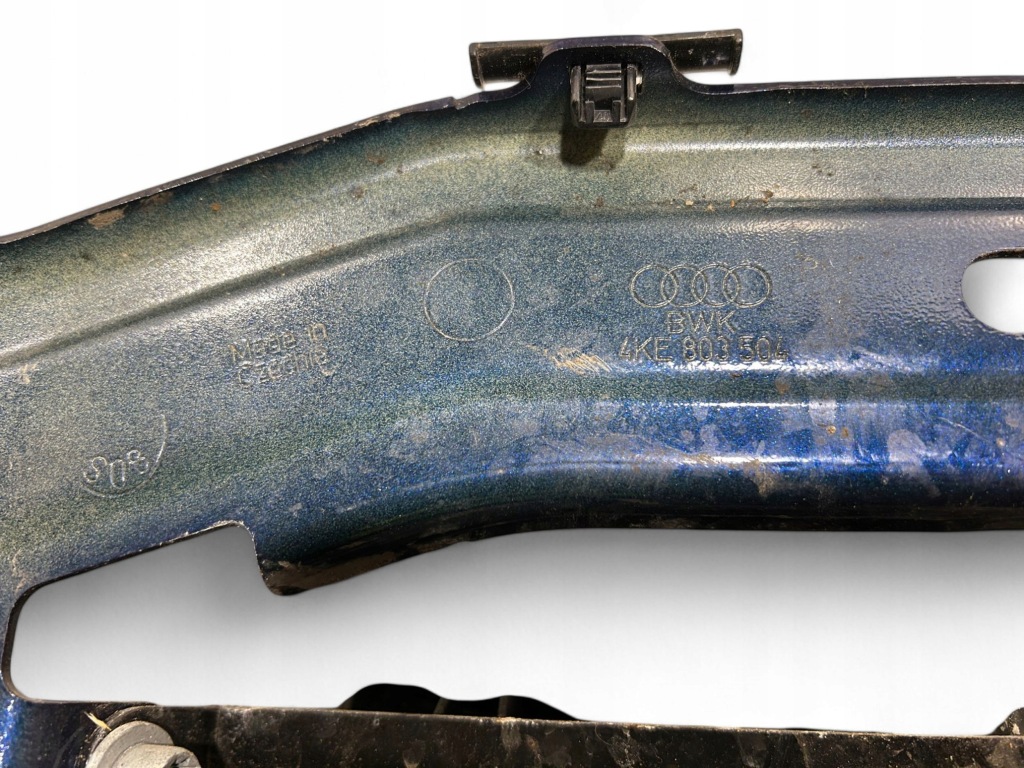 Audi e-tron 2021 панель кріплення радіатора 4ke803504 Доставка