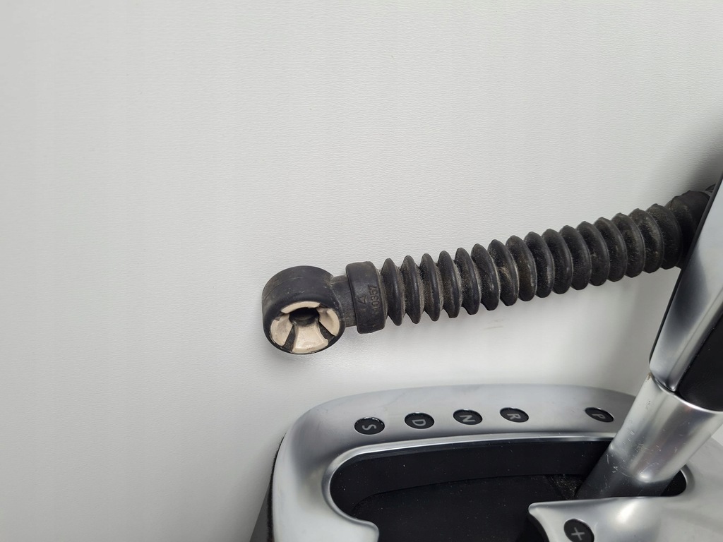 фото №16, 2015 bentley flying spur домкрат перемикання передач 7482001