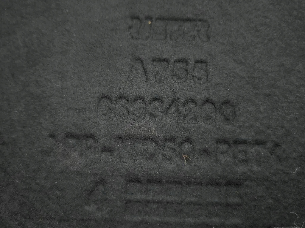 фото №10, Рамка середня панель приладів maserati quattroporte v 66934200 4.3l бензиновий 294kw