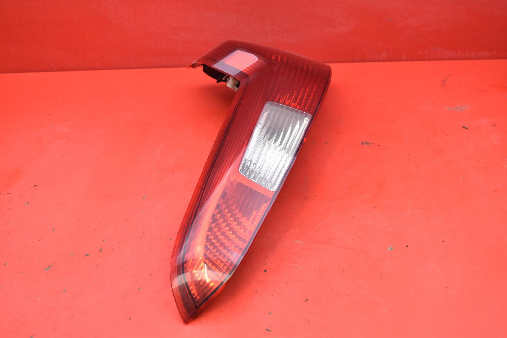 фото №7, Лампа правая задняя задняя 30698921 volvo v50 1 i 03-11