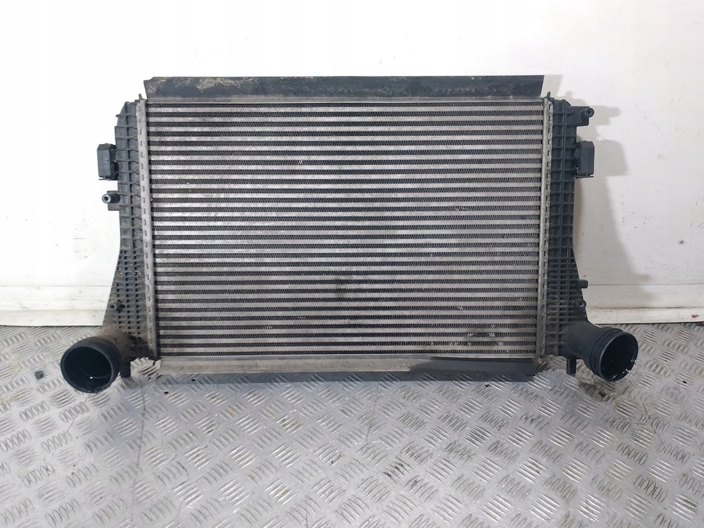 фото №1, Интеркулер vw passat b6 2.0 tdi