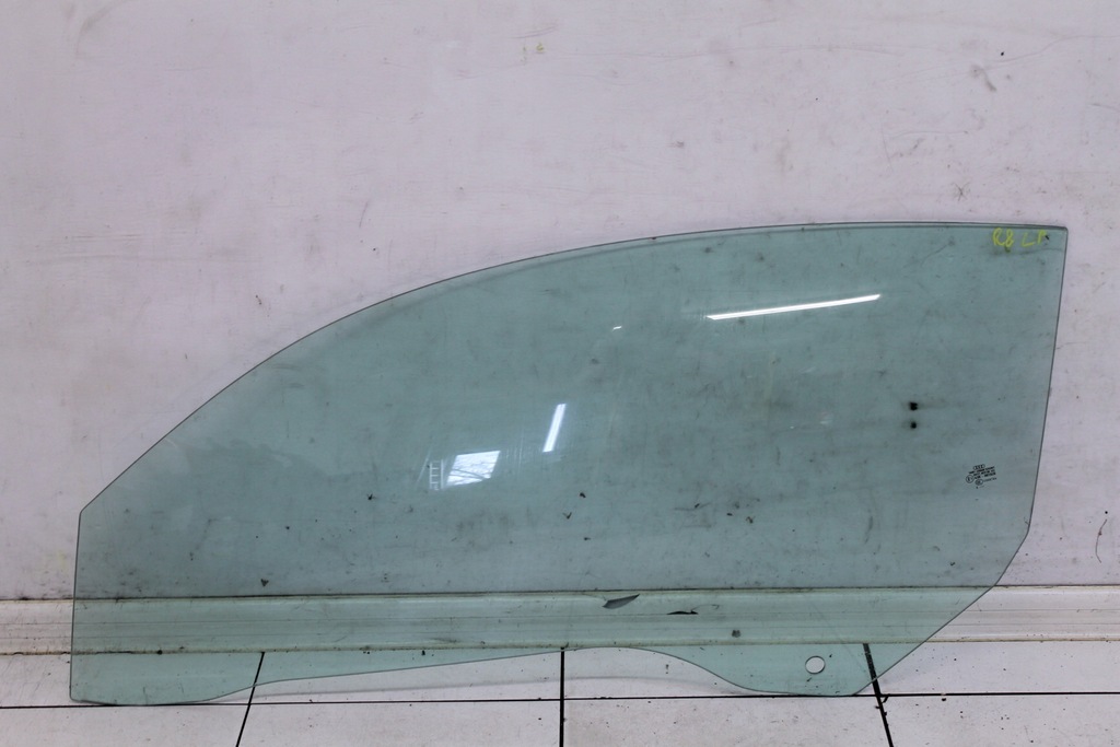 фото №1, Audi r8 420 06- стекло дверь левая боковая