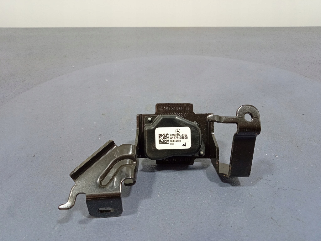 фото №1, Mercedes gle w167 кронштейн кронштейн a1678105900