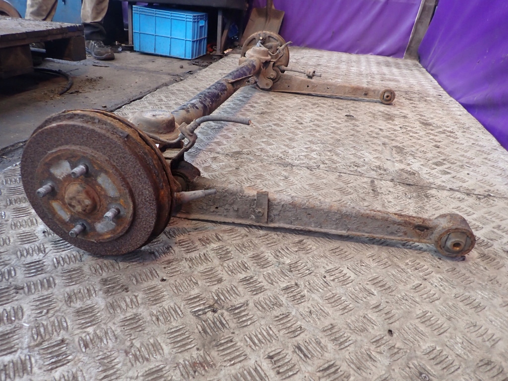 фото №5, Suzuki wagon r+ ii 98-03 oś задняя балка задняя тормозные барабаны