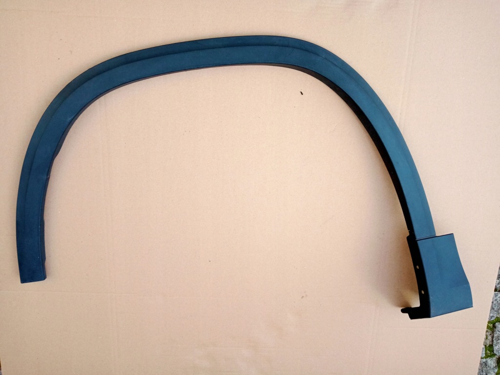 Купити Mercedes amg w247 ліва молдинг крила перед 2018r-