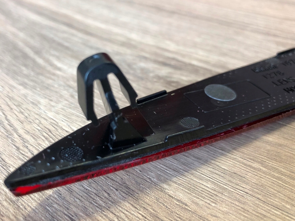 фото №7, Отражатель предупредительный бампера правый задняя tesla model x 2016-2021 180009500a