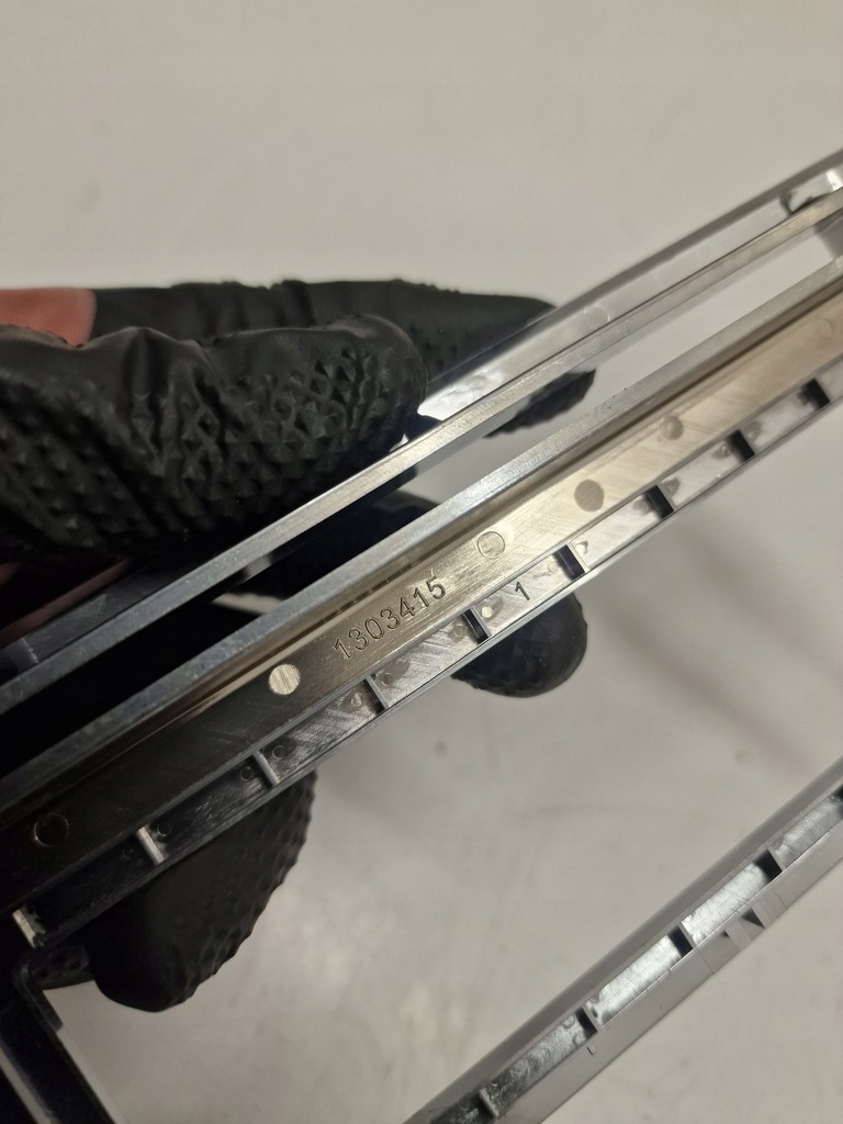 фото №2, Volvo s80 ii v70 iii рамка защита радио 1303415