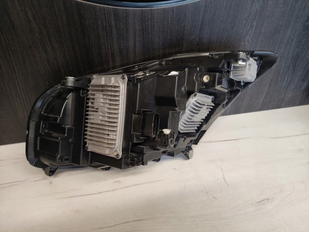 Фара правая перед amg mercedes a190 a1909069800 Доставка