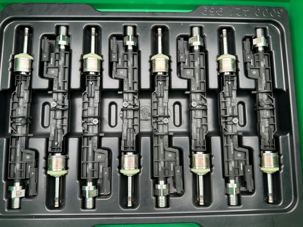 фото №1, Форсунка новий rolls royce 8648189