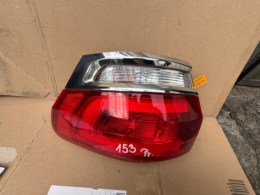 Купити 153 jeep grand cherokee wk2 рестайлінг  лампа задня права