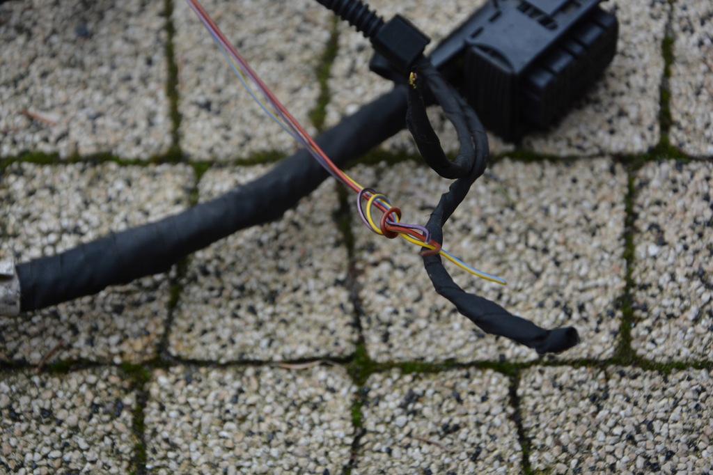 фото №13, Жгут электрическая двигателя alhambra 03l972610a