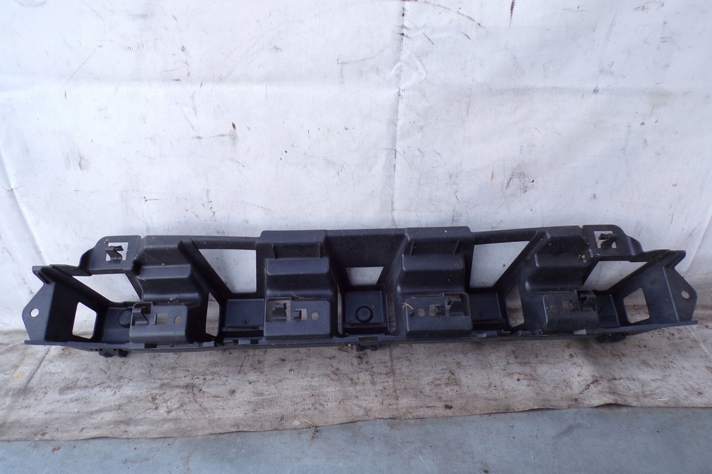 фото №6, Направляющая бампера средний задняя citroen c5 iii