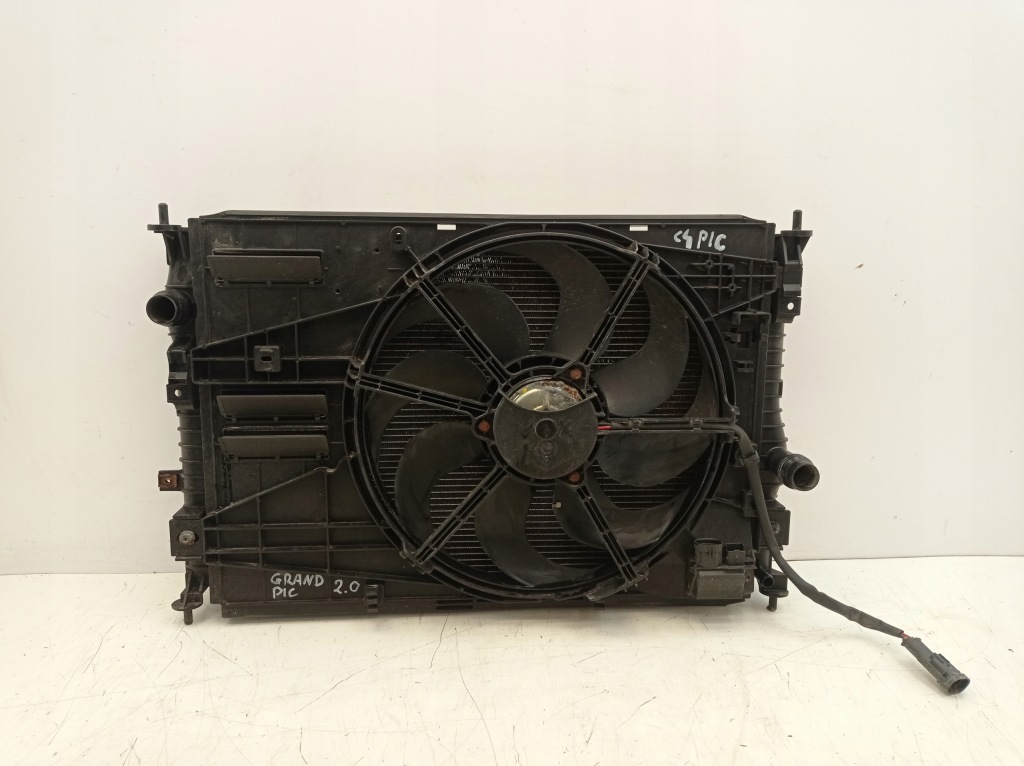 фото №1, Citroen c4 picasso ii 2.0 blue hdi радиатор wody вентилятор