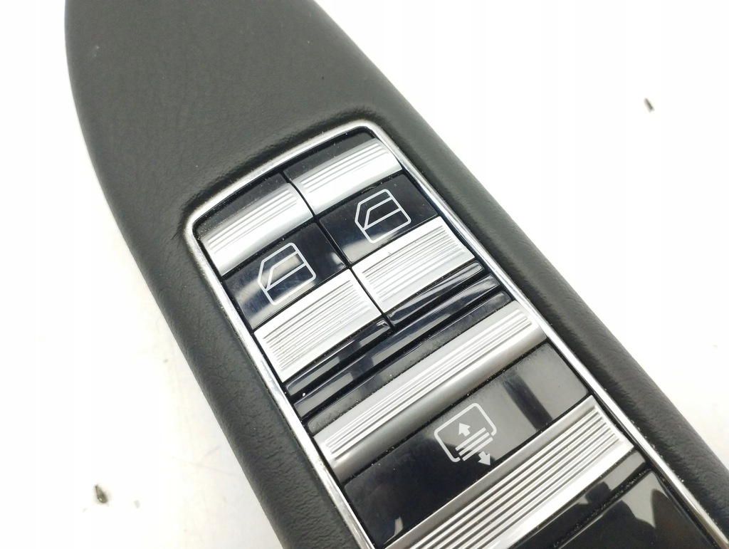 фото №8, Mercedes-benz s w221 2007 задняя сторона левая панели управление, переключатели