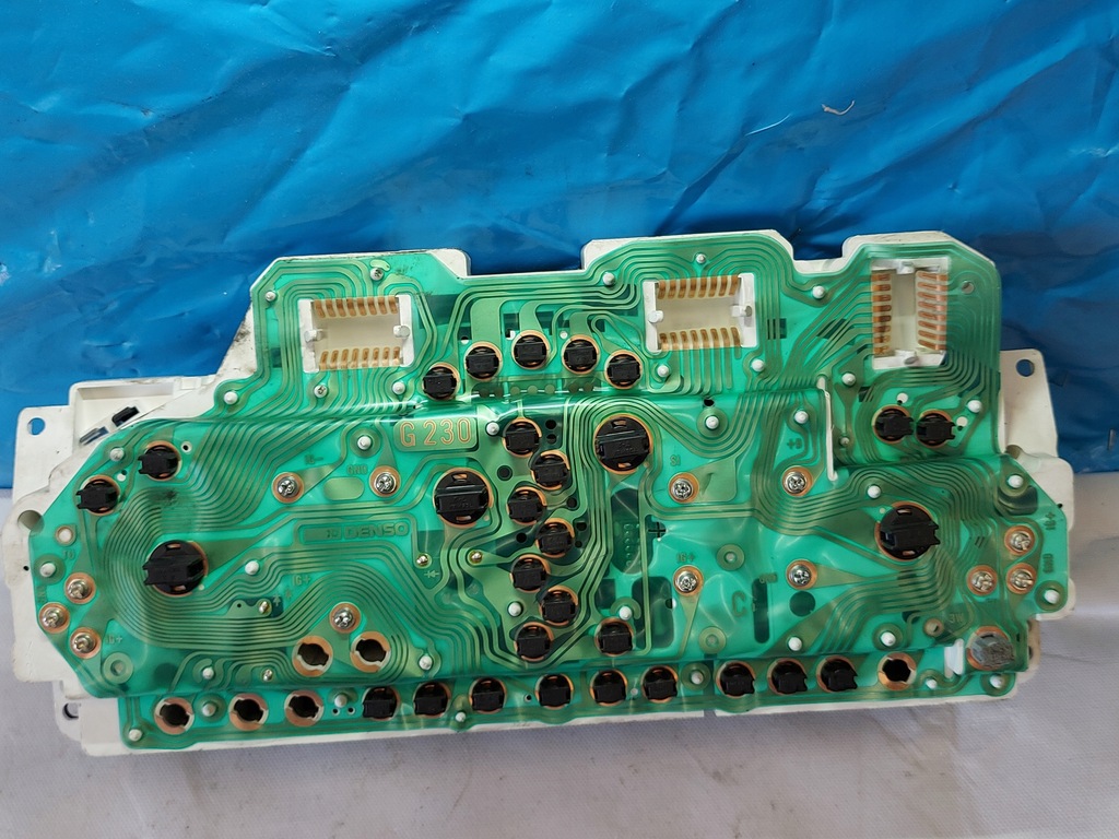 фото №9, Счетчик приборная панель galant viii 2.0 b mr381823