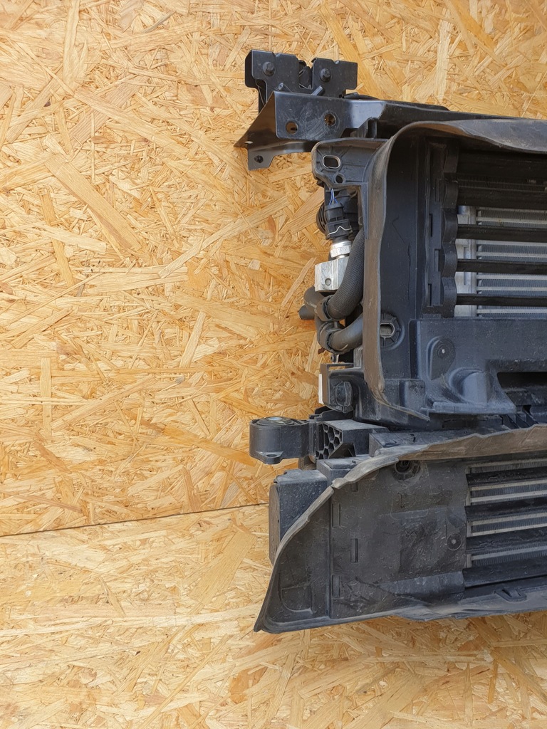 фото №6, Volvo xc40 pas передний радиатор 1.5 гибрид lift