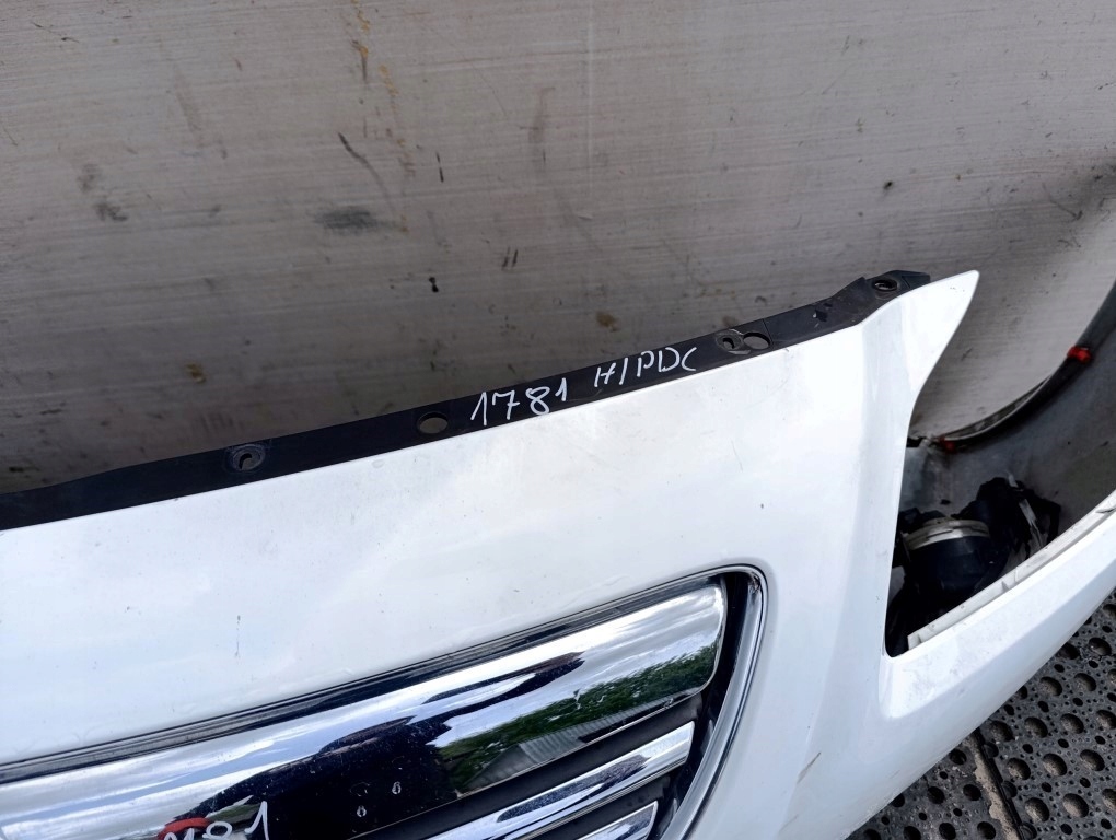 фото №2, Opel insignia a hb бампер перед противотуманная фара pdc z40r