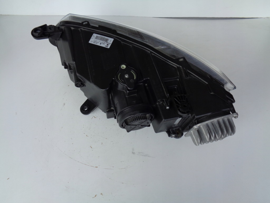 Фара правий фара seat ateca 575 16- full led в Україні