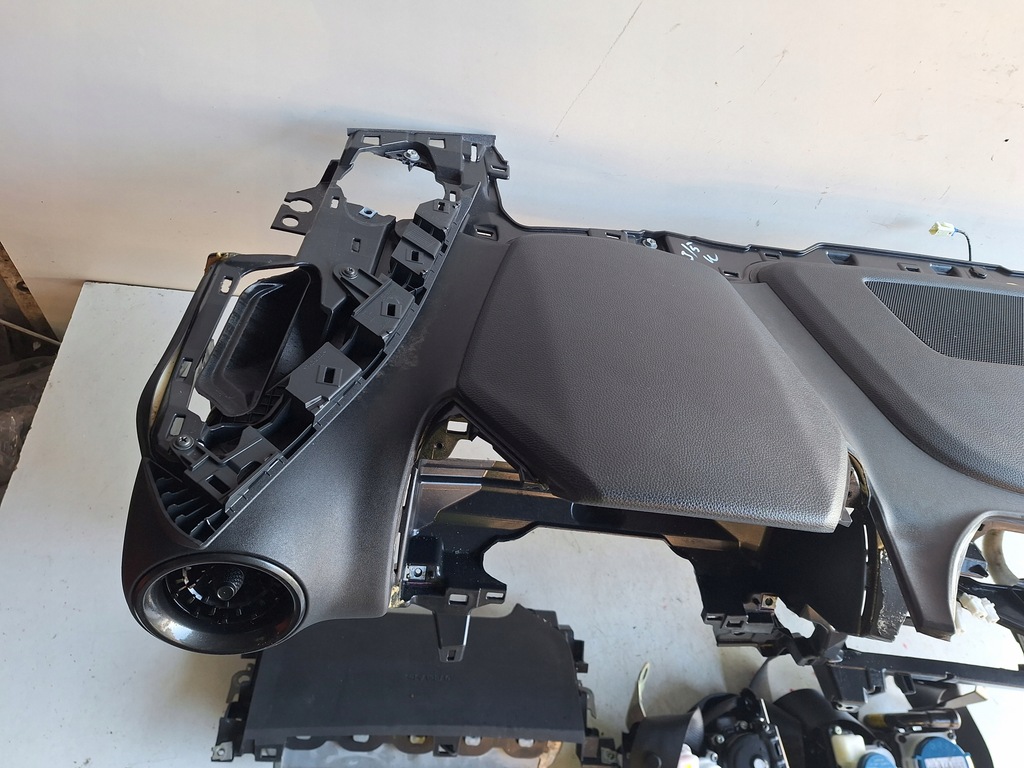 фото №2, Toyota ch-r ii 23- консоль + подушка безпеки набір