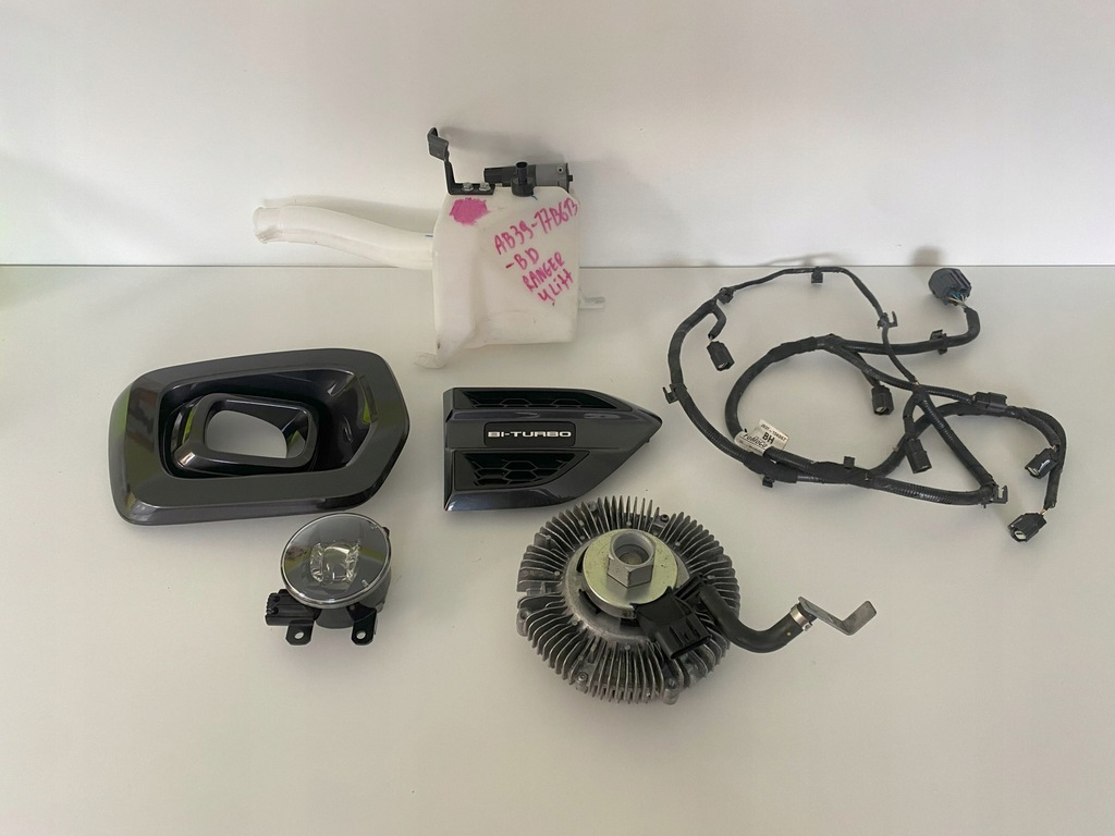 фото №1, Ford ranger 4 mk5 решітка решітка радіатора рамка бампера протитуманної фари права / протитуманна фара