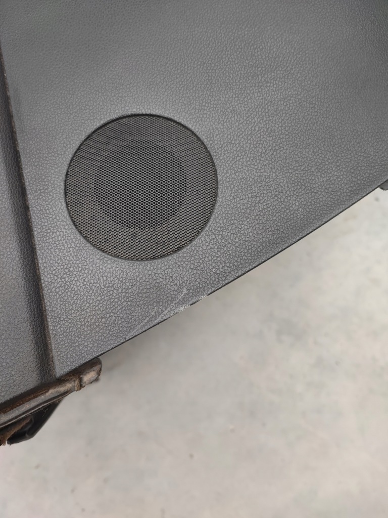 фото №9, Панель приладів консоль подушка безпеки ремені натягувачі peugeot 5008 i проекційний дисплей head up