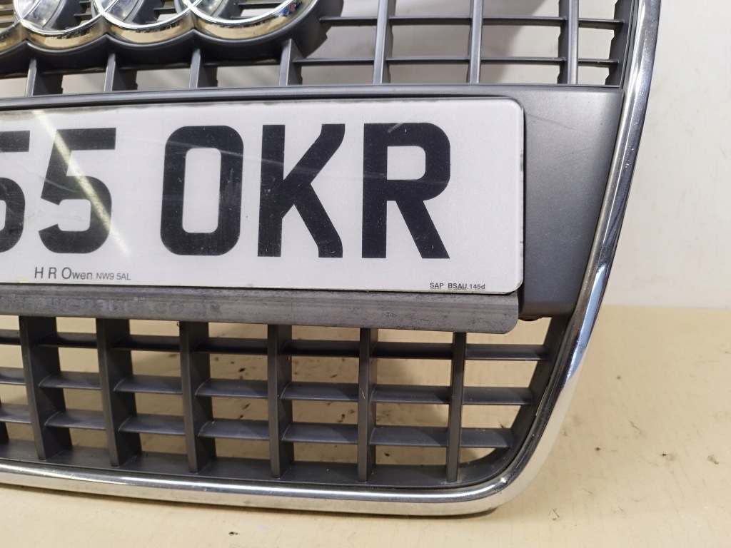 Решётка радиатора решётка радиатора бампер перед audi a4 b7 2004-2008 s-line oem 8e0853651m Киев
