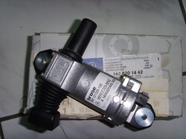 фото №8, Моторчик стекло правый задняя mercedes ml 163 ml163