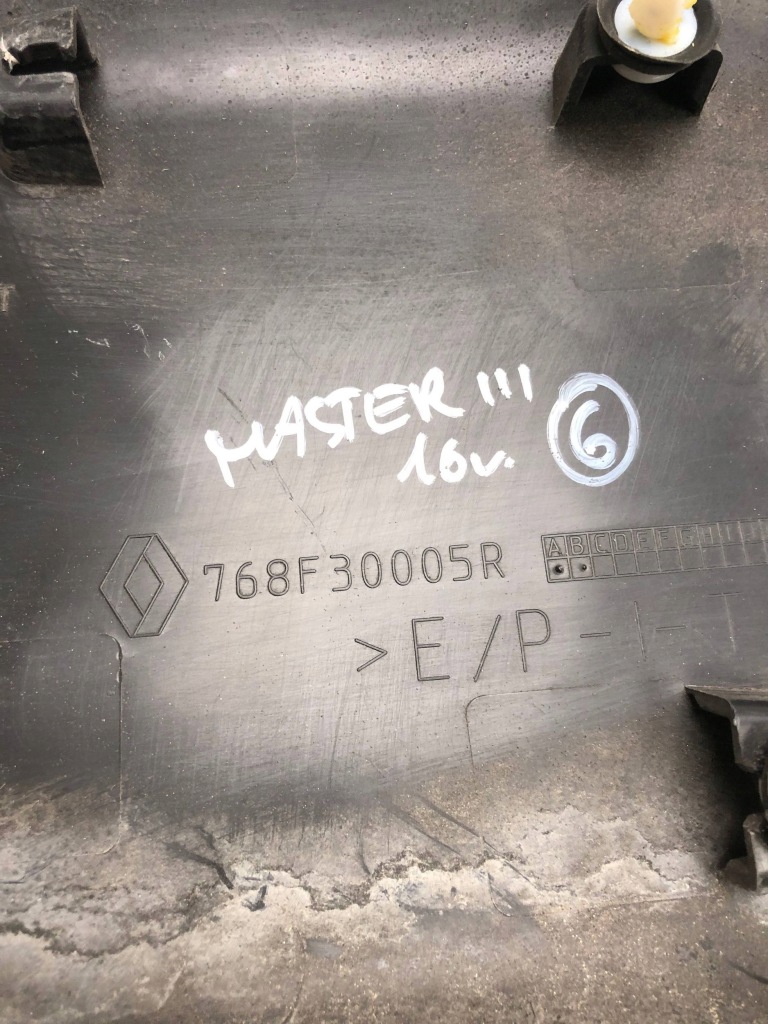 фото №4, Молдинг боковая правая renault master iii 768f30005r