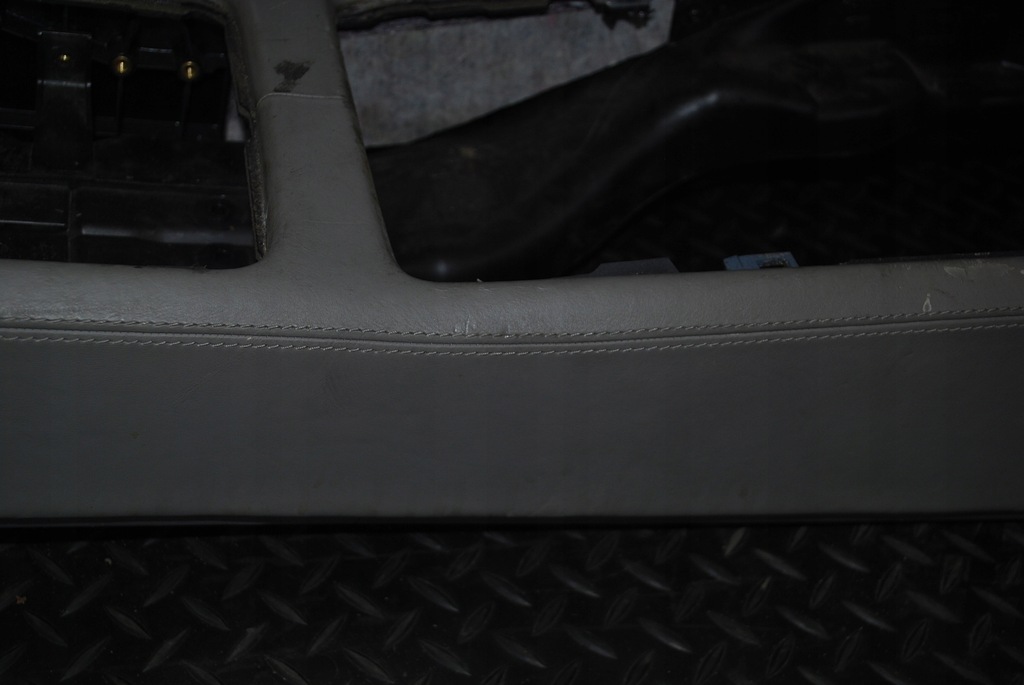 фото №5, Туннель средний кожа 4e0863241e audi a8 s8 d3 w12