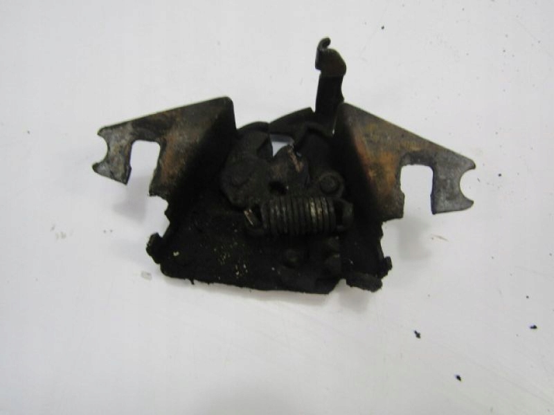 фото №4, Vw passat b3 замок кришки двигуна капот