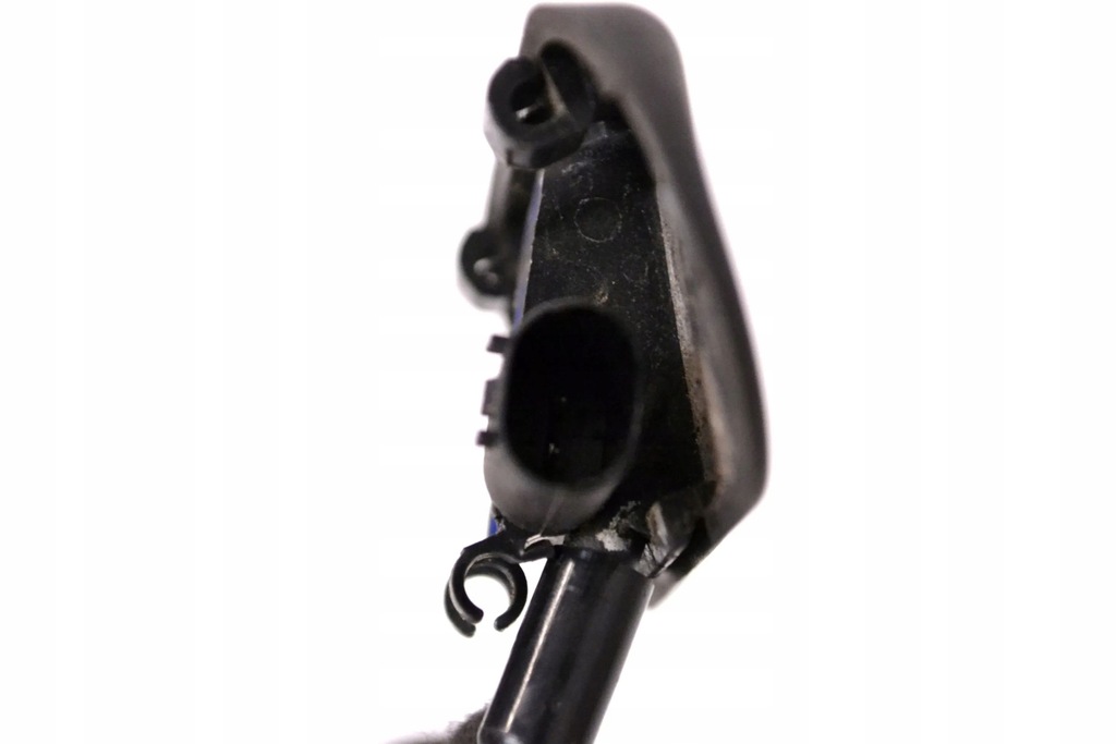 фото №6, Audi a4 s4 b7 8e 8h 2008 насадка распылителя стекло передней / лобовое