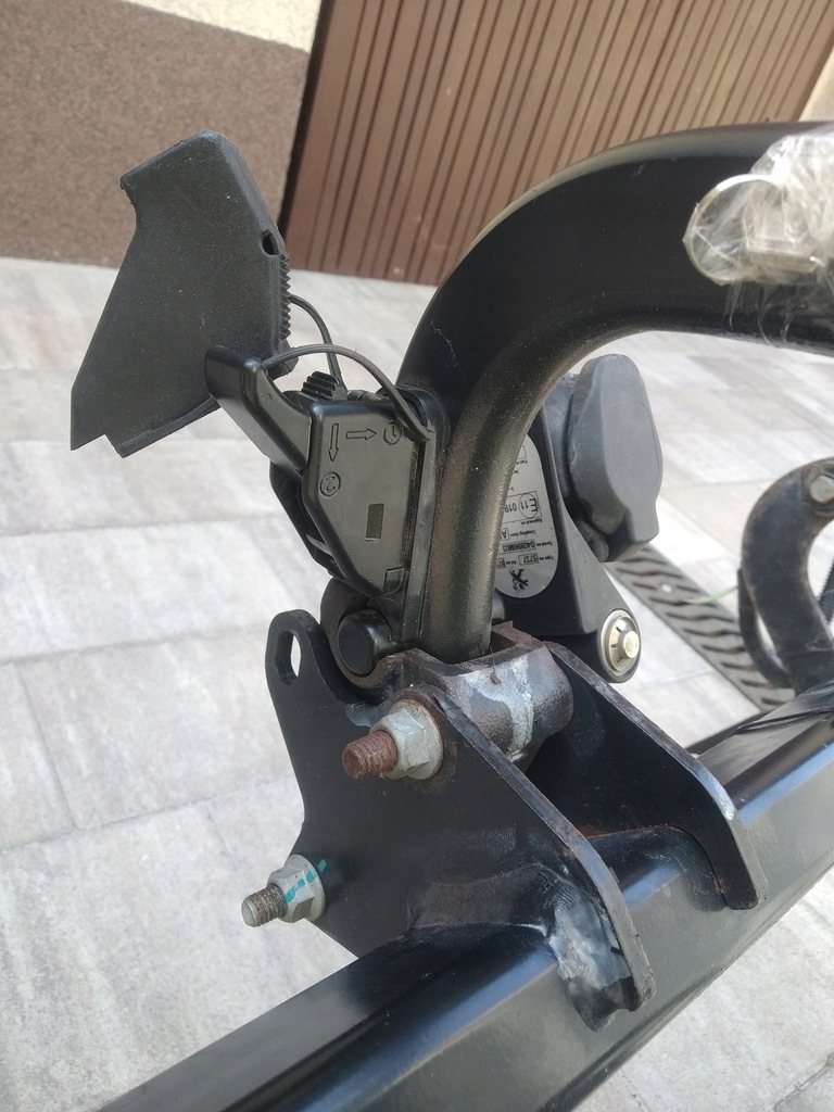 фото №16, Peugeot 308 t9 бампер zaślepkahaka перед елементи