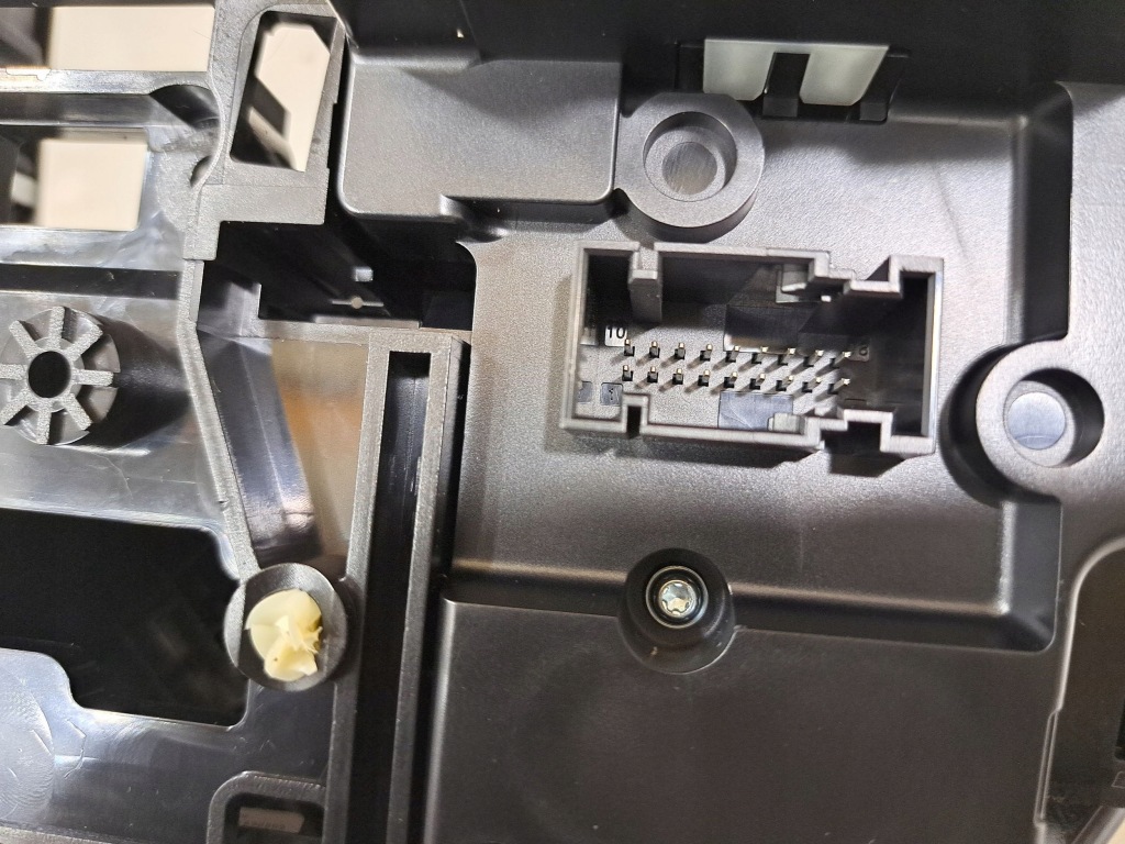 фото №11, Bmw x4 g02 2023 домкрат перемикання передач / верхній