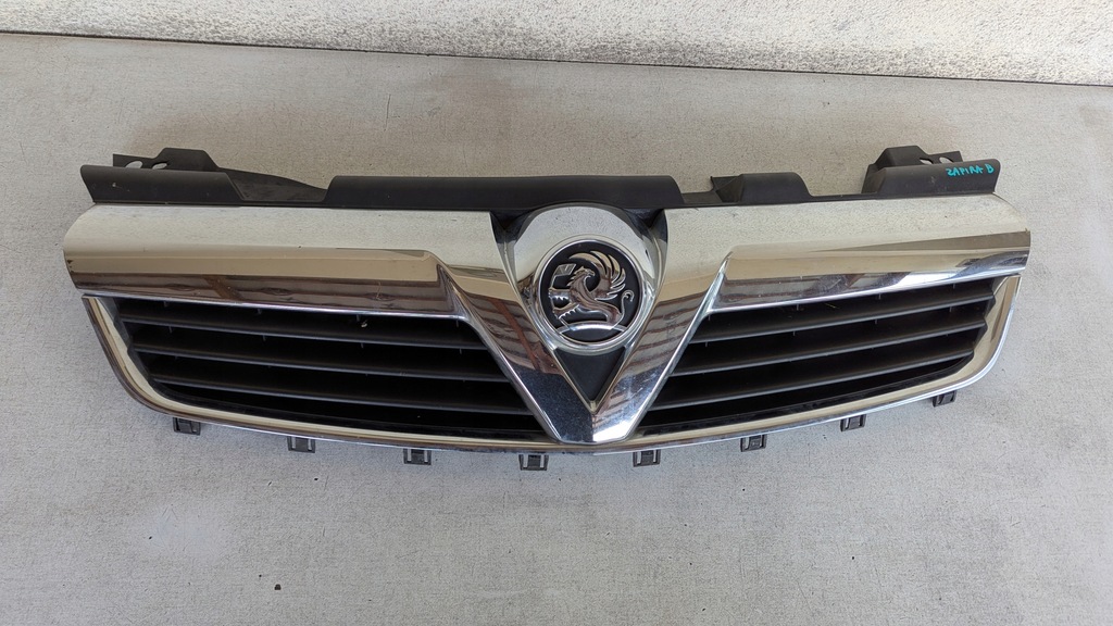 фото №1, Решётка радиатора решётка радиатора opel zafira b