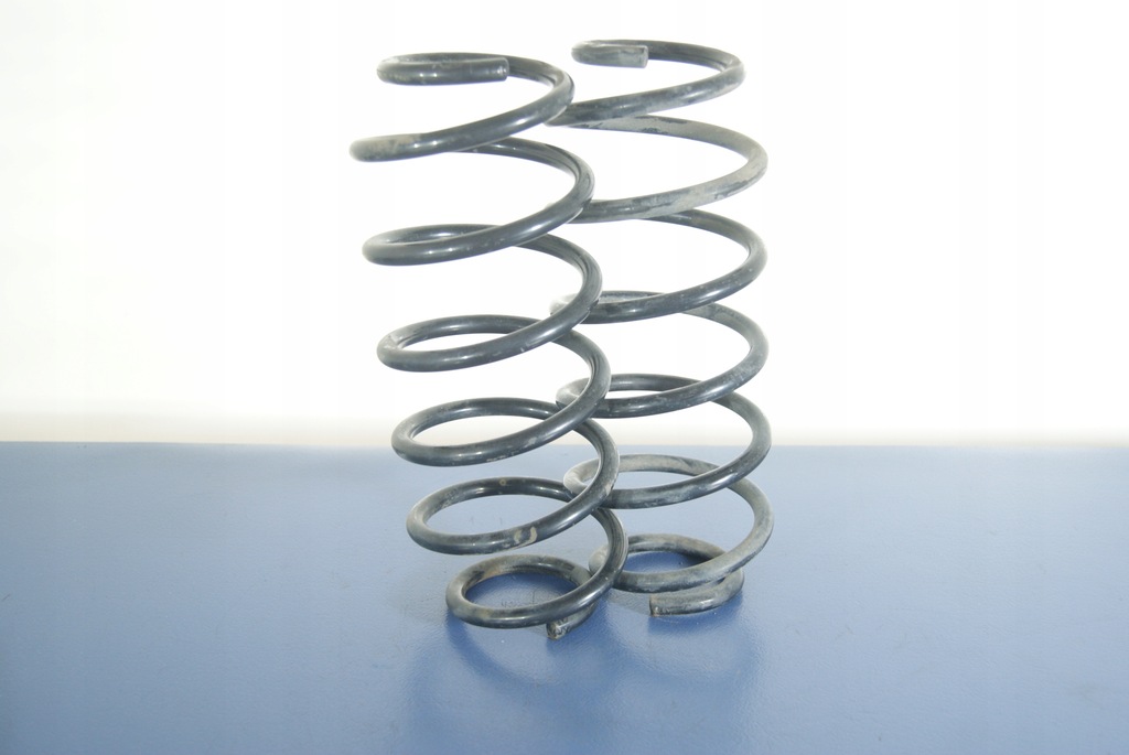 фото №1, Toyota aygo i пружина пружини задні задня