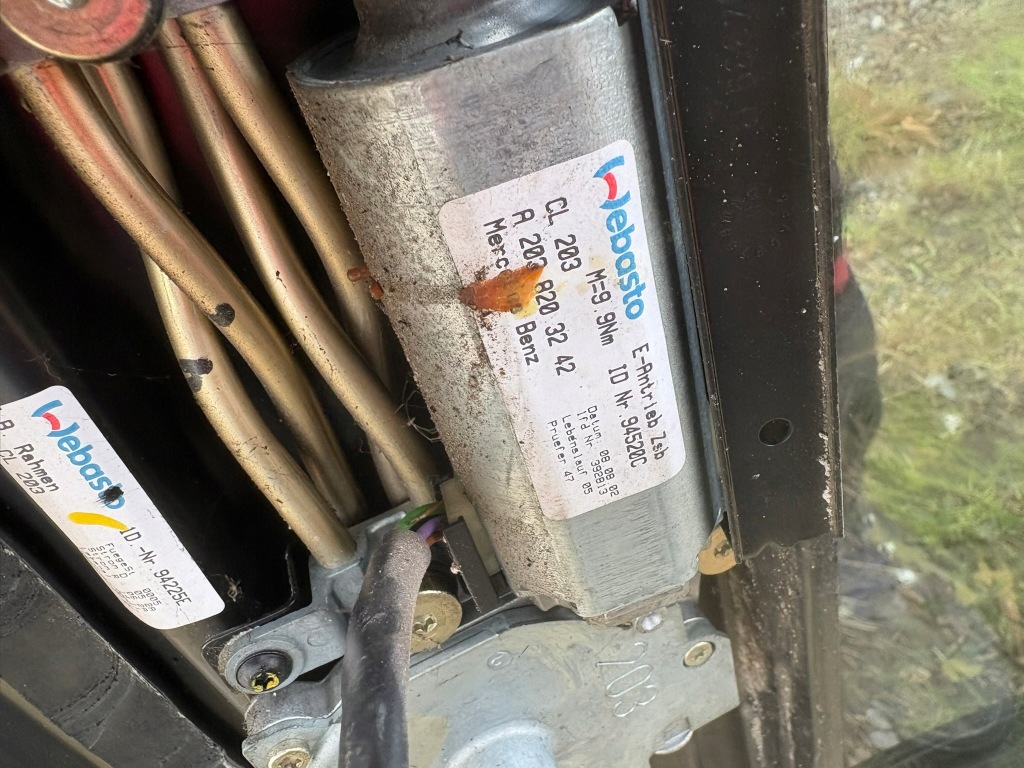 фото №9, Mercedes w203 sport coupe дах люк панорама скляний 2037800129