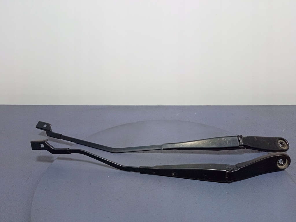 фото №1, Volvo v40 ii важіль двірники перед kpl 31276060