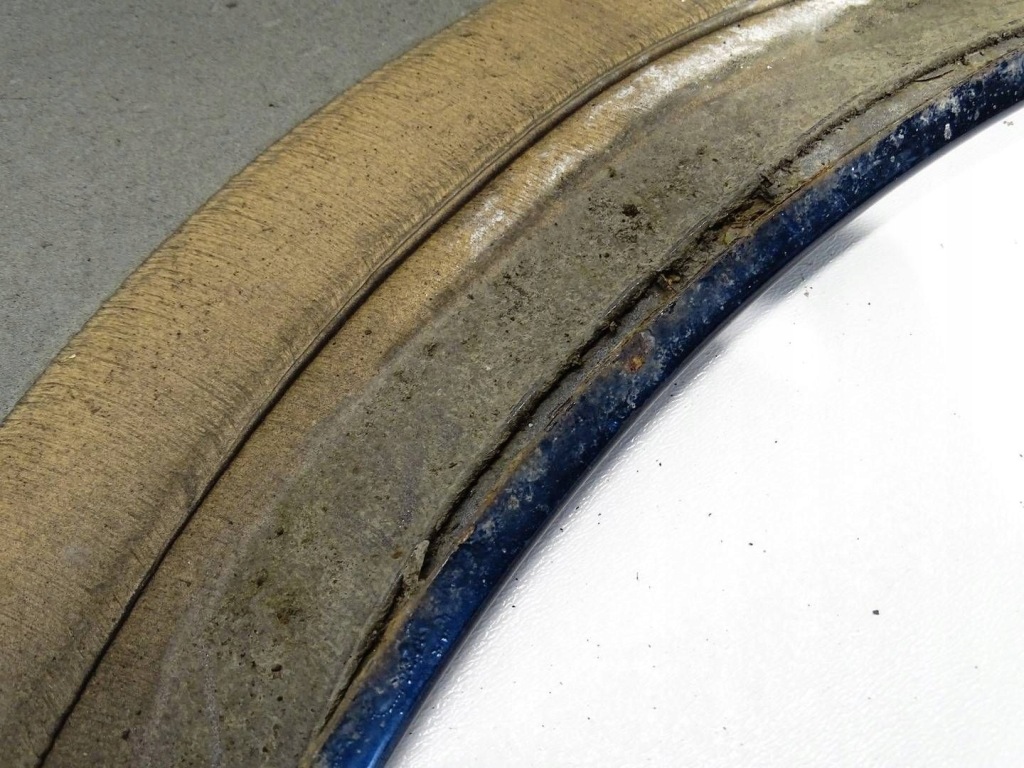 Крыло  левое  перед передний bmw 3 f30 f31 лак 475 с Разборки