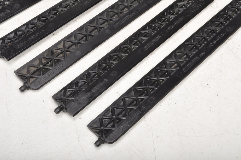 фото №8, Ford puma mk2 1.0 żalzuja лепестки переключения радиатора 21r