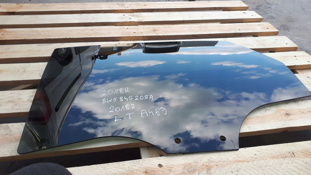 фото №1, A4 b9 8w s4 скло двері ліва задня sedan as3 18r