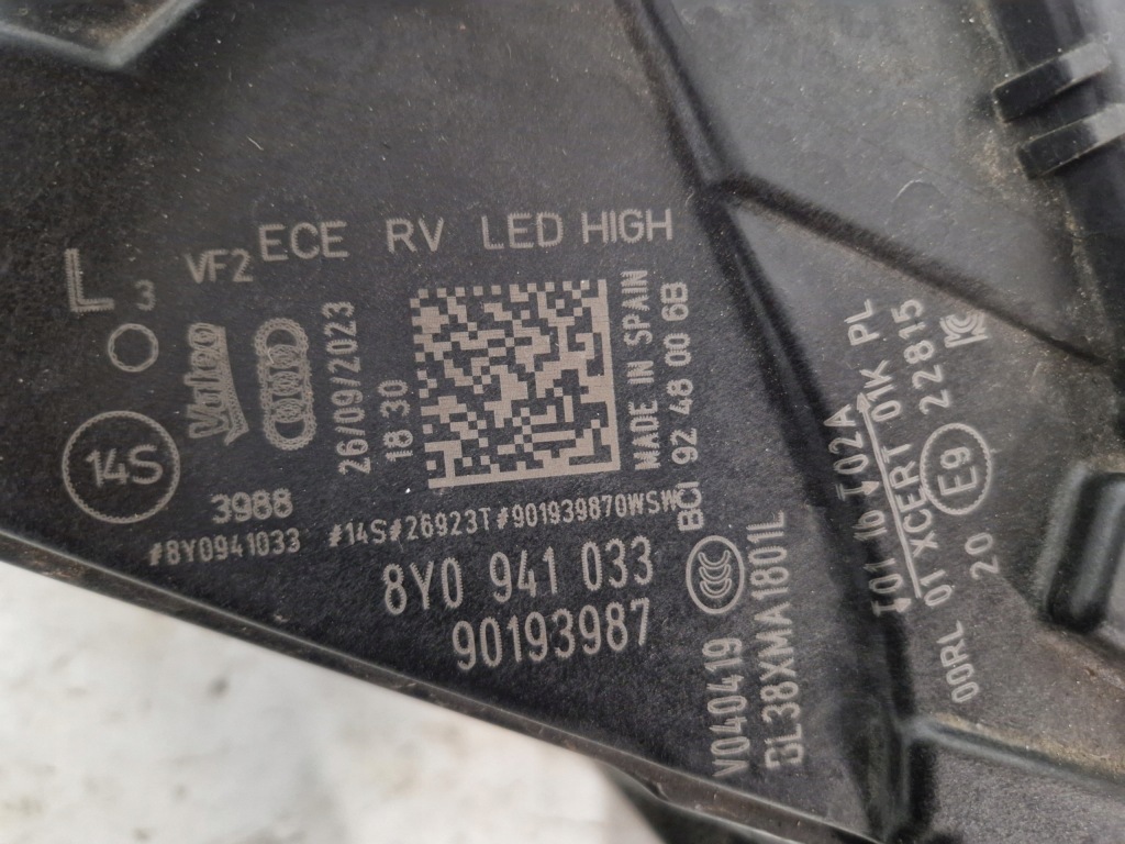 Audi a3 8y фара левая перед full led 8y0941033 Киев