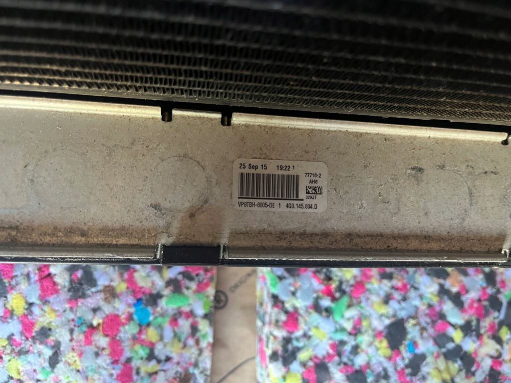 Audi a4 b8 a5 8t рестайлінг  ремінь перед комплектний  8ko805594n оригінал  2016 r в Україні