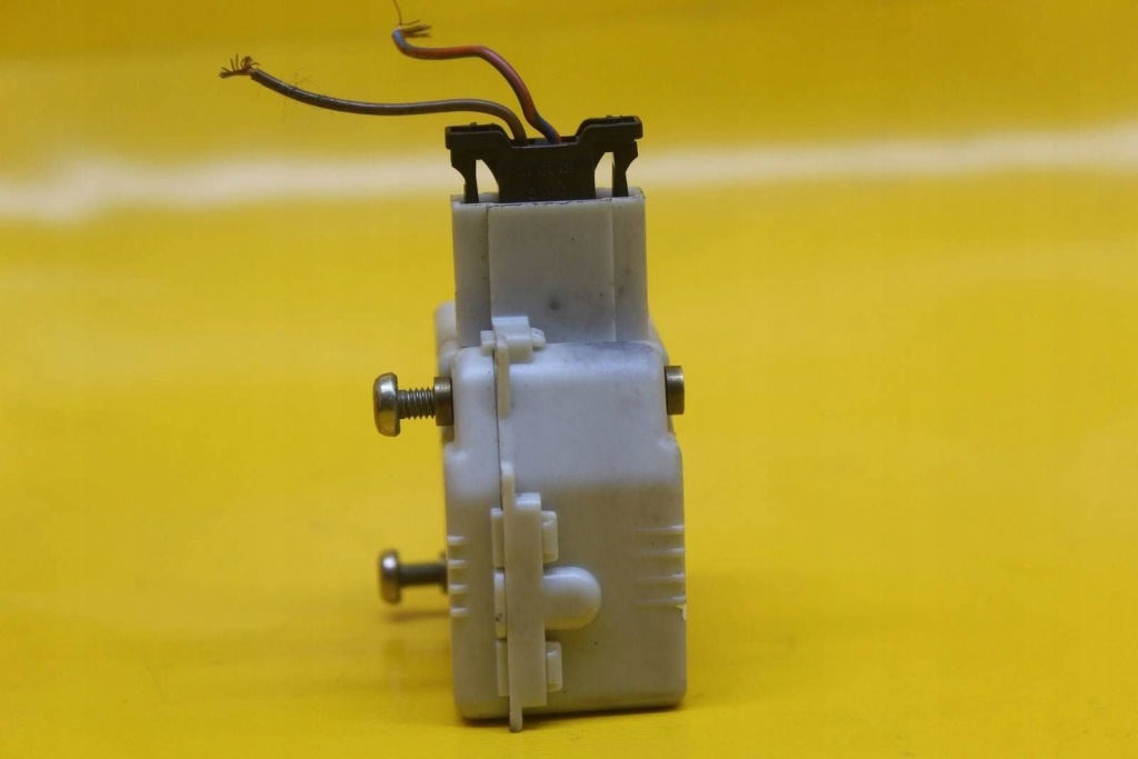 фото №6, Привод крышки багажника vw polo iv 9n audi seat skoda 3b0959781c