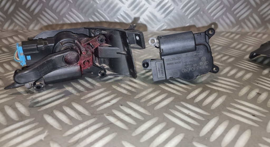 фото №11, Vw multivan transporter t5 моторчик крышка обдув отопителя 7h1907511b c