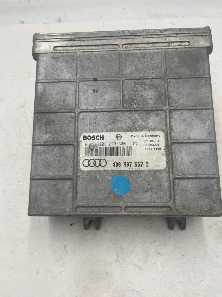 фото №1, Бортовой компьютер блок управления двигателя 4d0907557b