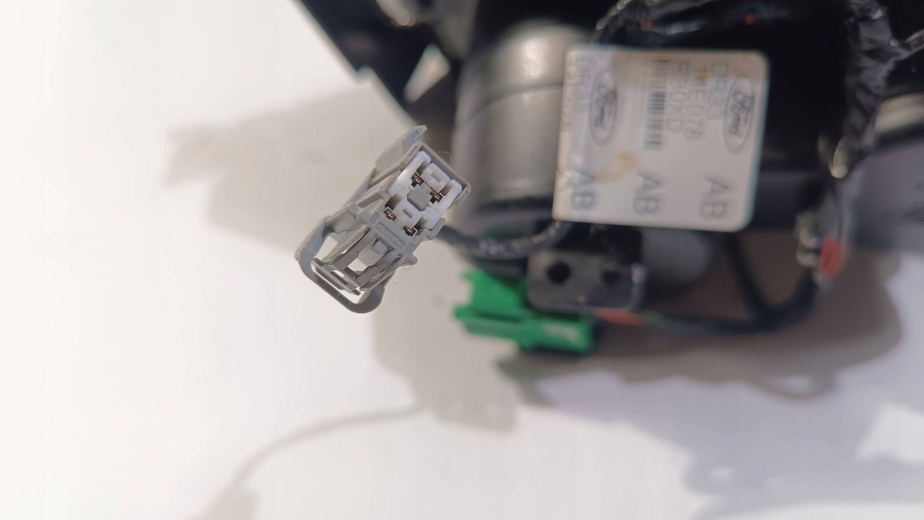 фото №7, Dekor панель cup держатель туннель среднего ford mustang 2010-2014-