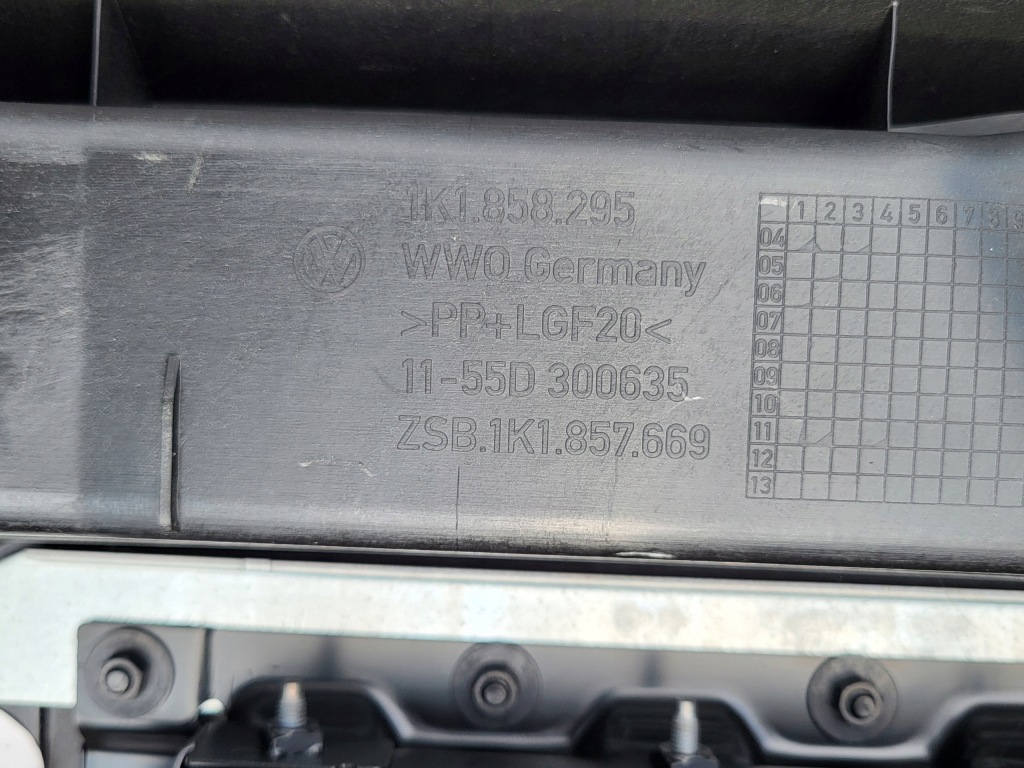 фото №11, Панель приладів приладова панель  панель приладів vw golf v 5 1k czarna оригінальний номер europa