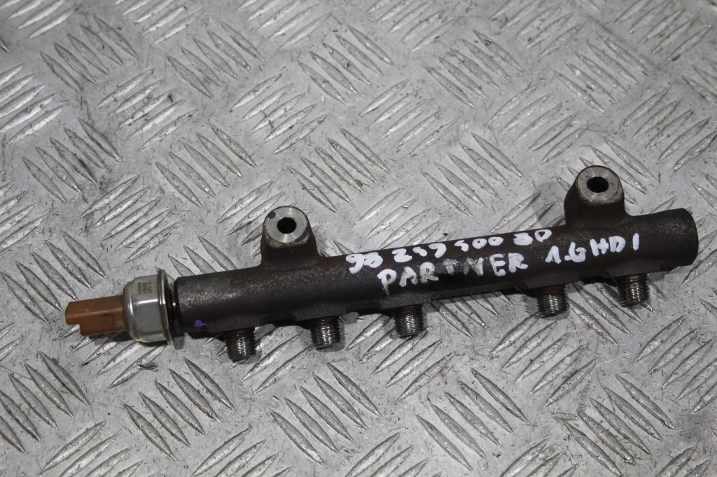 фото №1, Молдинг упорскування partner ii 2 lift 9824940080