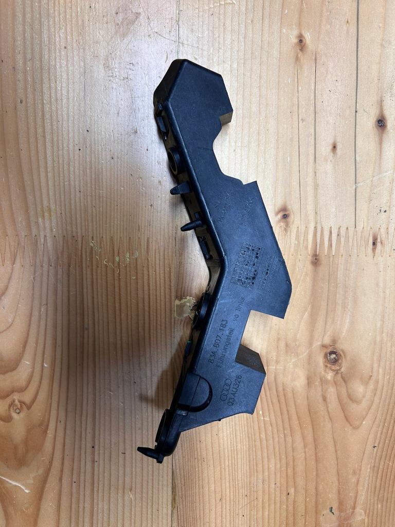 Купить Audi q3 направляющая бампера левый перед 83a807183