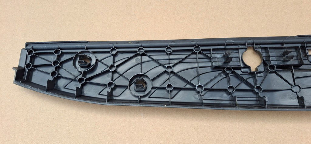 фото №7, Mercedes sprinter w907 w910 молдинг накладка поперечина порог задняя a9106862600